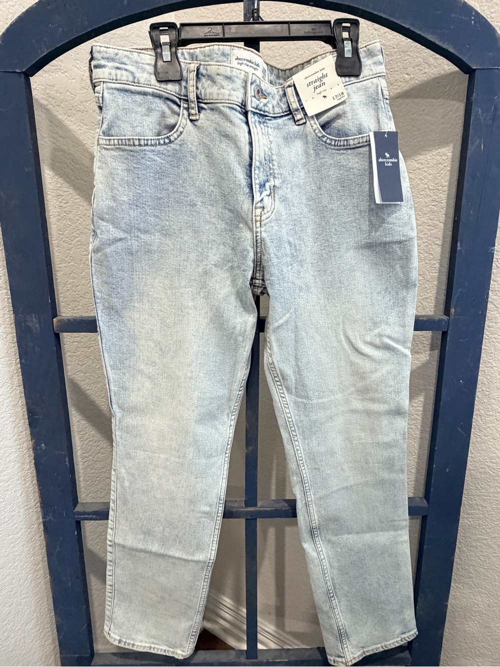 Abercrombie & Fitch Kids High Rise Straight Leg Jeans Size 17-18 NWTs
